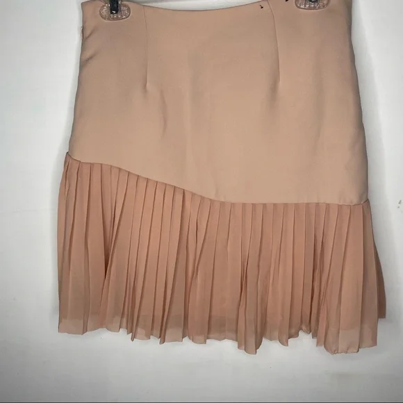 Dalia petal pink pleated skirt Size 2 - Picture 3 of 10